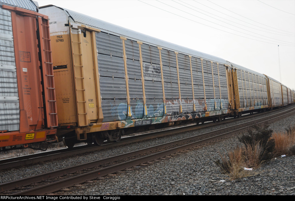 NS 28011 &B TTGX 157985